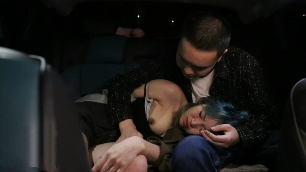 Cậu thanh niên số hưởng hiếp dâm em gái thất tình say sĩn cả đêm