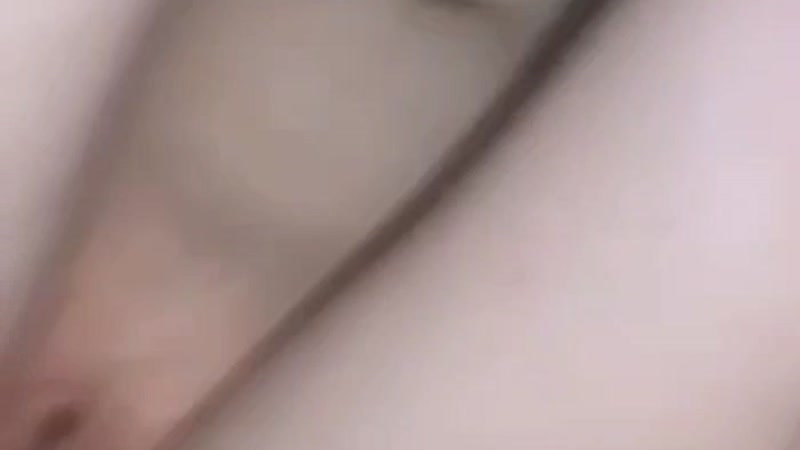 Chịch cô em lồn múp sung sướng