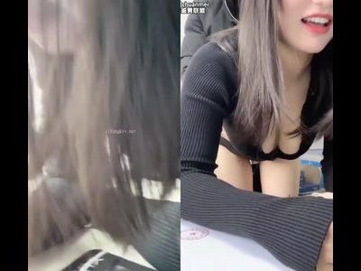 Chịch cô em vú to xinh đẹp dâm đãng trong lớp