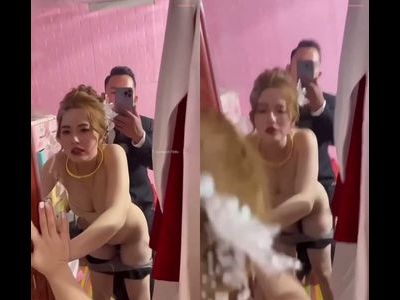 Chịch vợ mới cưới dâm ngon trước gương