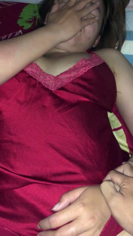 Đụ cô em dâm mặc đồ ngủ gạ địt dâm không che