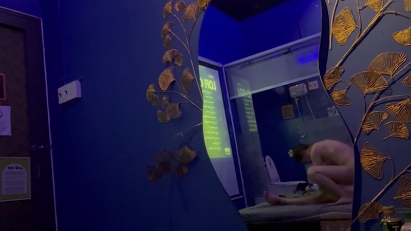 Vừa cưỡi ngựa vừa nghe nhạc sướng vl